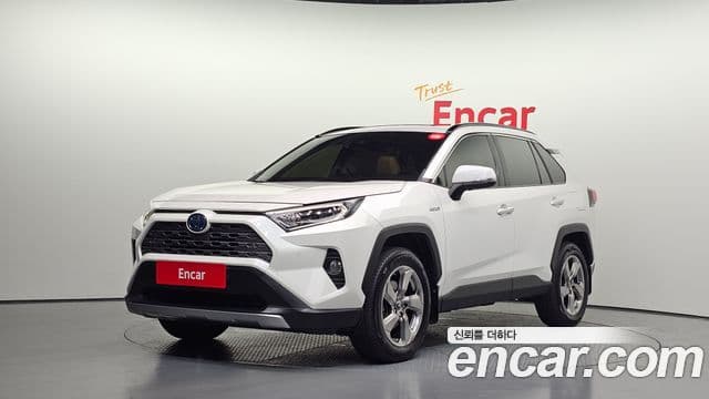 Toyota RAV4 2019 — Şəkil 9/20