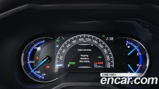 Toyota RAV4 2019 — Şəkil 11/20