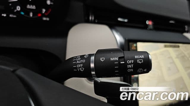 Land Rover Discovery Sport 2024 — Photo 34/34