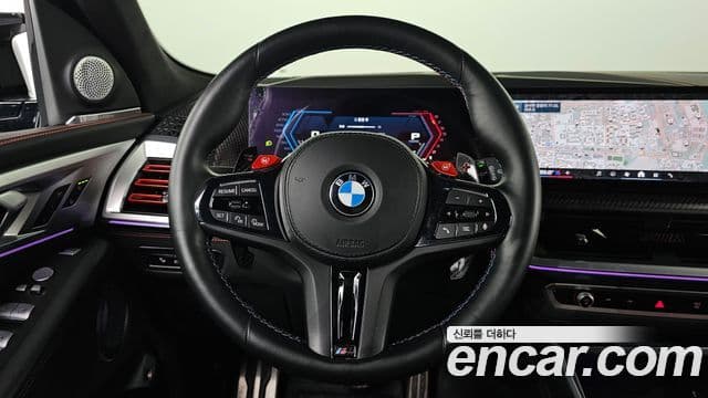 BMW XM 2024 — Photo 22/32