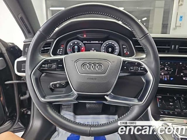 Audi A7 2021 — Şəkil 17/19