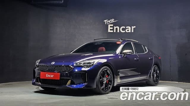 Kia Stinger 2018 — Фото 1/20