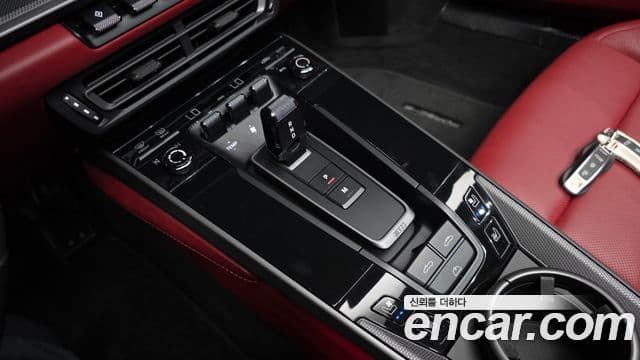 Porsche 911 2022 — Photo 5/20