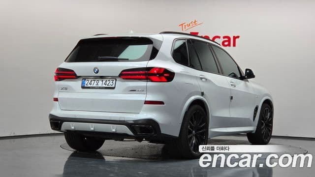 BMW X5 2025 — Photo 33/35