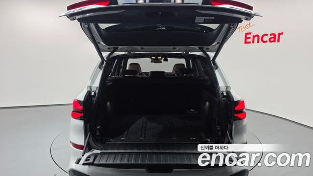 BMW X5 2025 — Photo 13/35