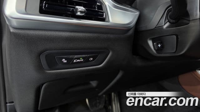 BMW X5 2025 — Photo 9/35