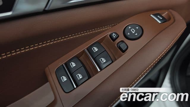 BMW X5 2025 — Photo 21/35