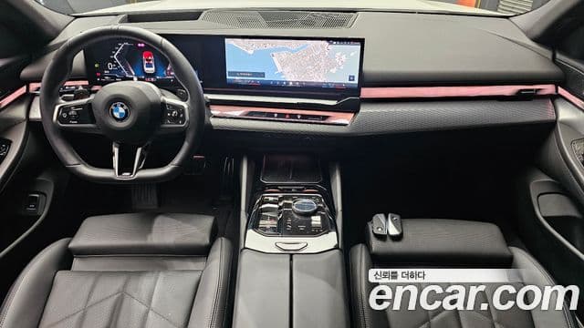 BMW 5 Series 2025 — Şəkil 36/40