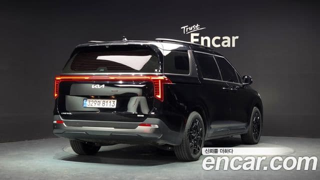 Kia Carnival 2024 — Şəkil 30/35