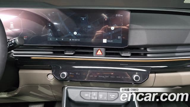 Kia Carnival 2024 — Şəkil 6/35