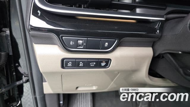 Kia Carnival 2024 — Şəkil 20/35