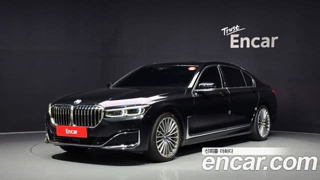 BMW 7 Series 2022 — ფოტო 6/20