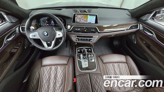 BMW 7 Series 2022 — ფოტო 14/20