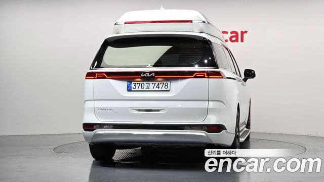 Kia Carnival 2021 — Фото 3/20