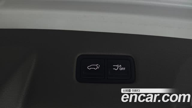 Kia Carnival 2021 — Фото 15/20