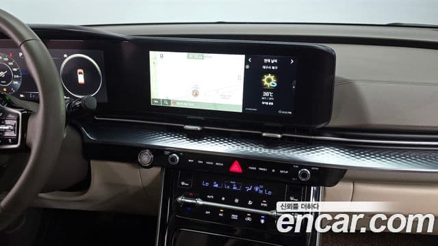 Kia Carnival 2021 — Фото 17/20