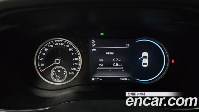 Genesis G70 2021 — ფოტო 21/31