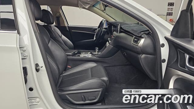 Genesis G70 2021 — ფოტო 7/31