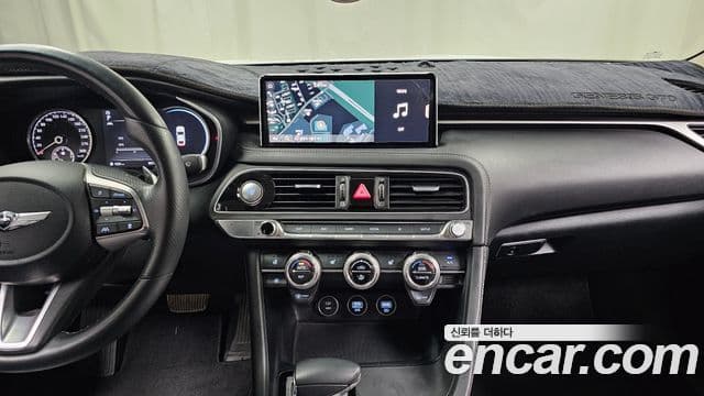 Genesis G70 2021 — ფოტო 31/31