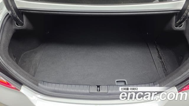 Genesis G70 2021 — ფოტო 9/31