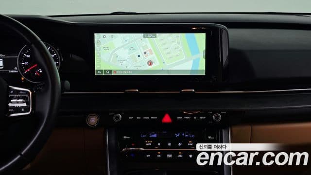 Kia Carnival 2023 — Фото 13/20