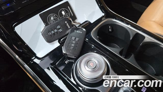 Kia Carnival 2023 — Фото 9/20