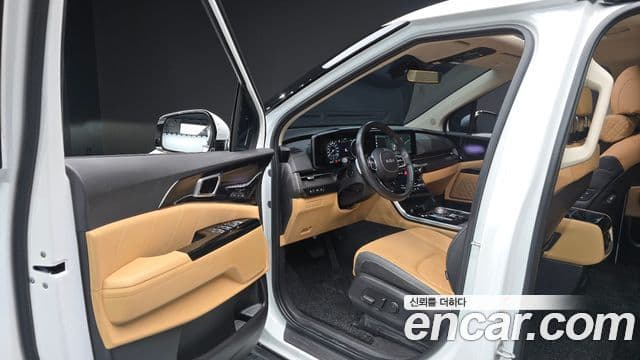 Kia Carnival 2023 — Фото 10/20