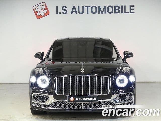 Bentley Flying Spur 2023 — Фото 10/20