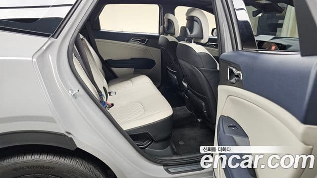 Kia Sportage 2025 — Фото 11/20