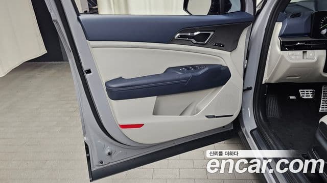 Kia Sportage 2025 — Şəkil 10/34