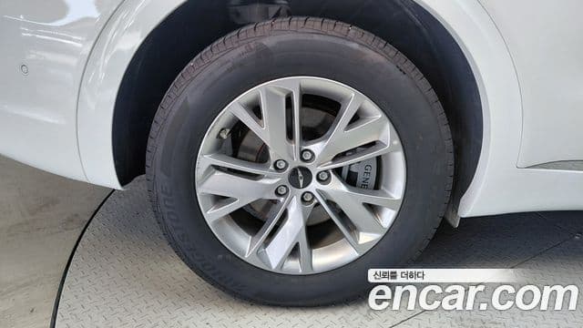 Genesis GV70 2024 — Photo 4/30