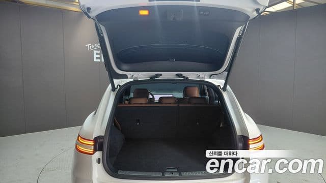 Genesis GV70 2024 — Photo 16/30