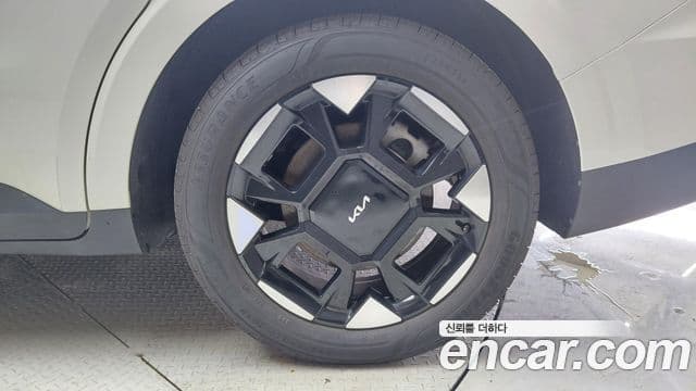 Kia Carnival 2024 — Photo 27/30
