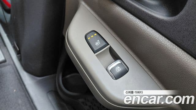 Kia Carnival 2024 — ფოტო 9/30