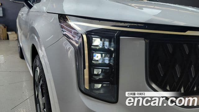 Kia Carnival 2024 — Şəkil 26/30
