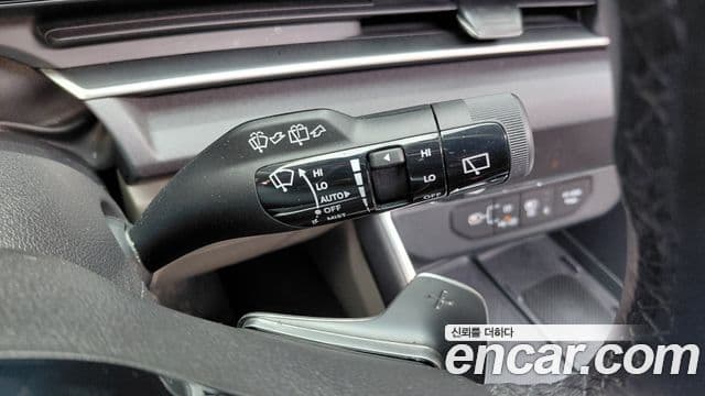 Kia Carnival 2024 — Şəkil 28/30