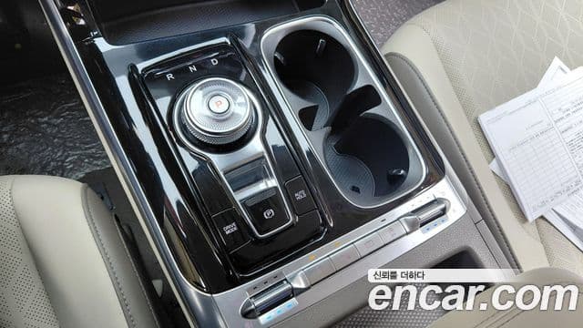 Kia Carnival 2021 — Фото 9/20