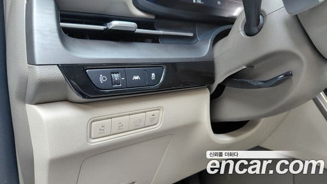 Kia Carnival 2021 — Фото 15/20