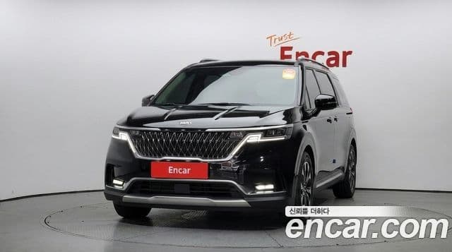 Kia Carnival 2021 — ფოტო 19/30