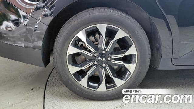 Kia Carnival 2021 — Photo 20/30