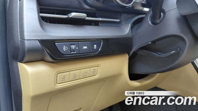 Kia Carnival 2021 — Photo 4/30