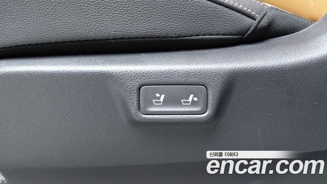 Kia Carnival 2021 — Photo 7/30