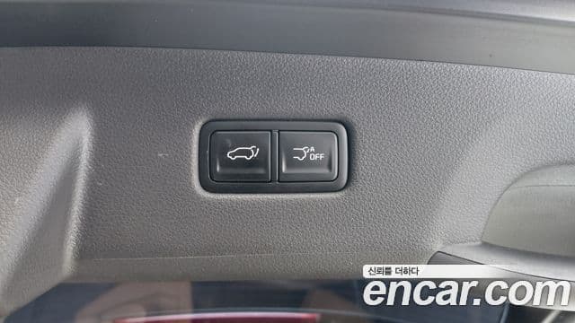 Kia Carnival 2021 — Photo 21/30