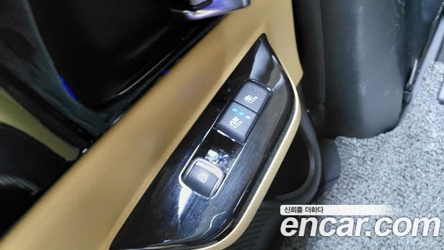 Kia Carnival 2021 — Photo 12/30
