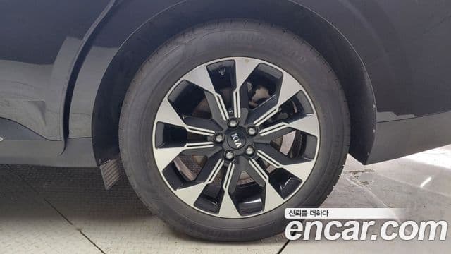 Kia Carnival 2021 — Şəkil 30/30