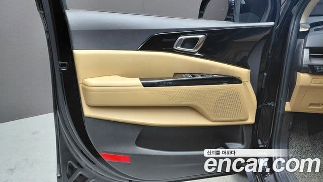 Kia Carnival 2021 — Şəkil 8/30