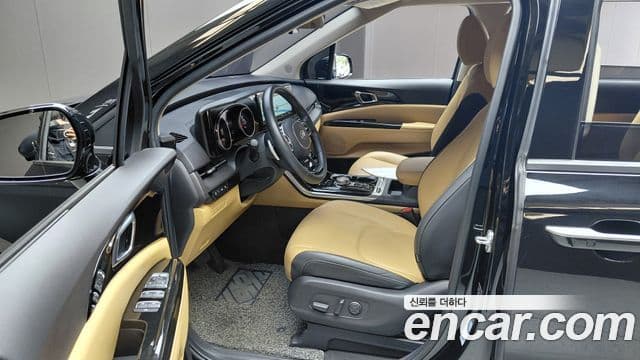 Kia Carnival 2021 — Şəkil 2/30
