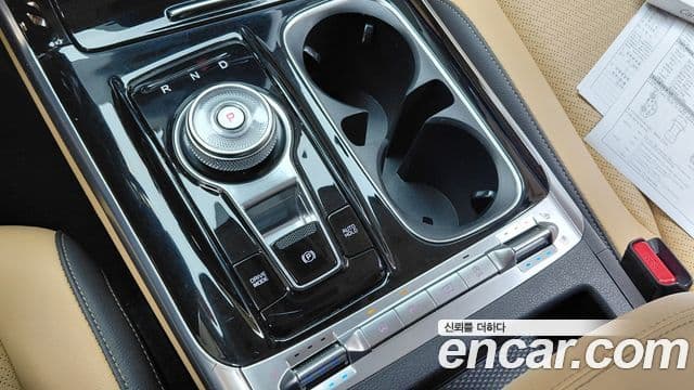 Kia Carnival 2021 — Фото 9/20