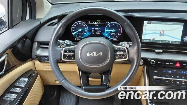 Kia Carnival 2021 — Фото 14/20