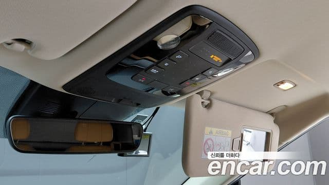 Kia Carnival 2021 — Фото 19/20